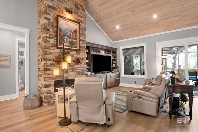 34 Bayside Court, Gulf Shores, AL 36542