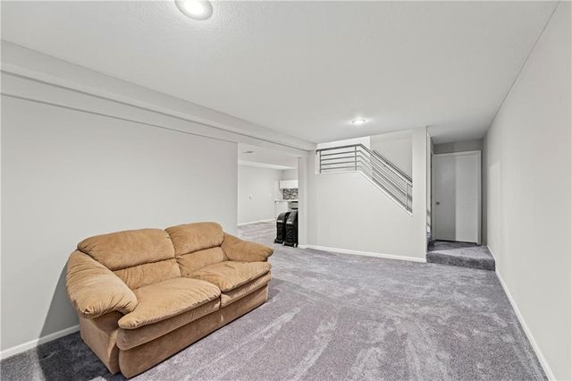 304 Lancelot Drive, Liberty, MO 64068