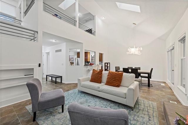 304 Lancelot Drive, Liberty, MO 64068