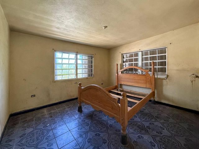 425 BRAVOS DE BOSTON, Vieques, PR 00765