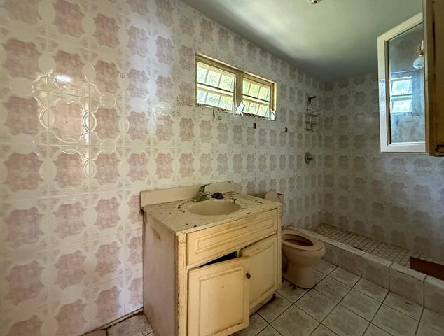 425 BRAVOS DE BOSTON, Vieques, PR 00765