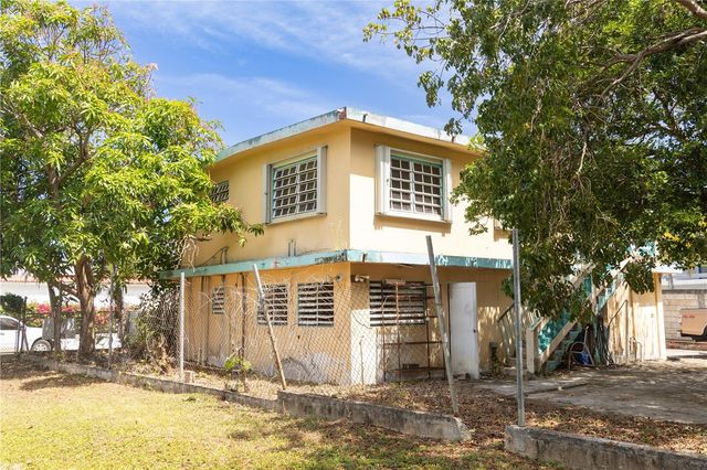 425 BRAVOS DE BOSTON, Vieques, PR 00765