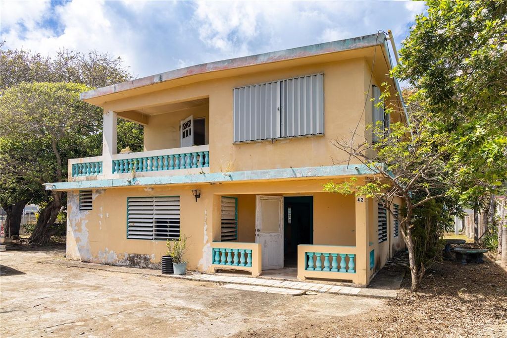 425 BRAVOS DE BOSTON, Vieques, PR 00765