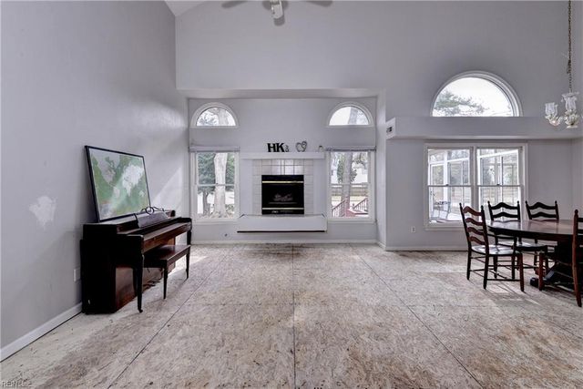 1610 Westport CRES, Newport News, VA 23602