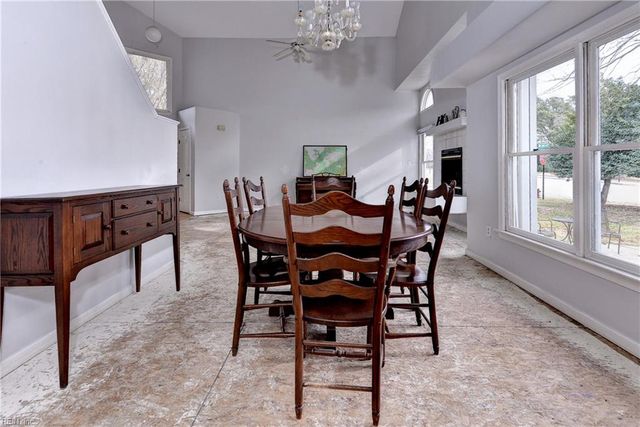 1610 Westport CRES, Newport News, VA 23602