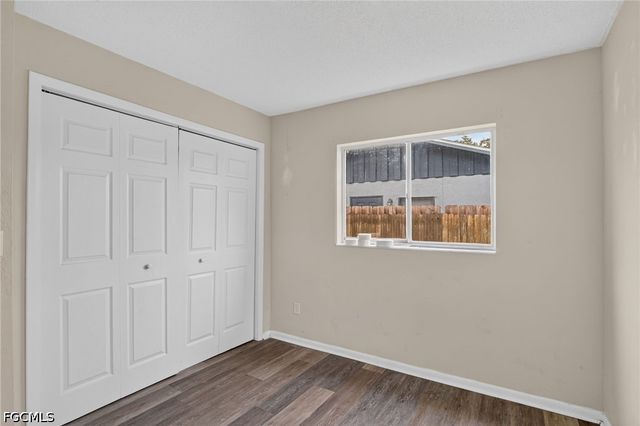 273 Whittier AVE, North Fort Myers, FL 33917