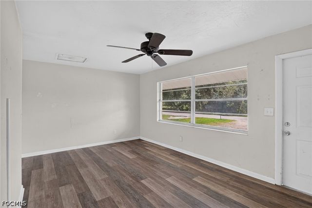 273 Whittier AVE, North Fort Myers, FL 33917