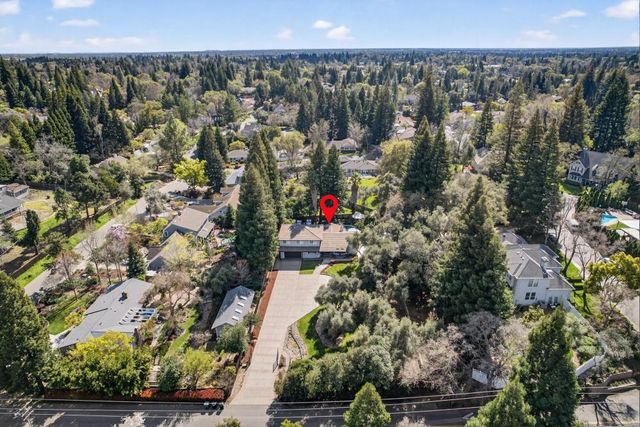 8560 Phoenix Ave, Fair Oaks, CA 95628