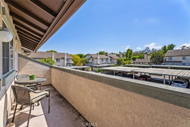 19 Exeter 16, Irvine, CA 92612