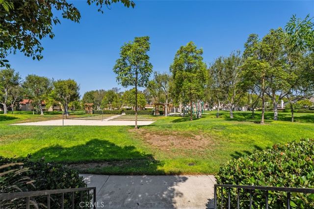 19 Exeter 16, Irvine, CA 92612