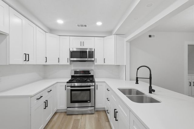 3602 Storm Creek Drive, Houston, TX 77088