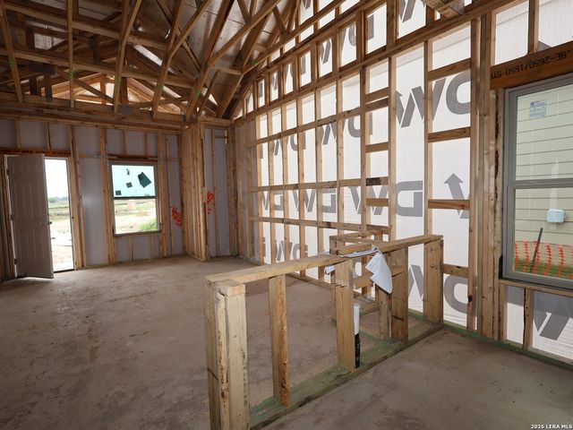 10434 White Hart Lane, Converse, TX 78109