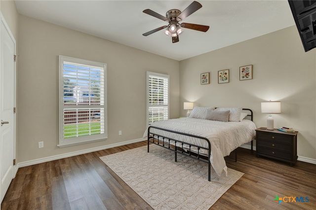 596 Riviera Drive, Canyon Lake, TX 78133