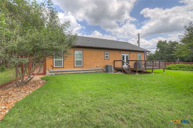 596 Riviera Drive, Canyon Lake, TX 78133