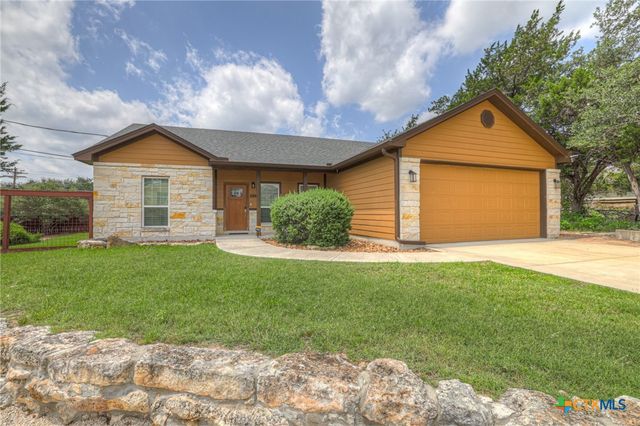 596 Riviera Drive, Canyon Lake, TX 78133
