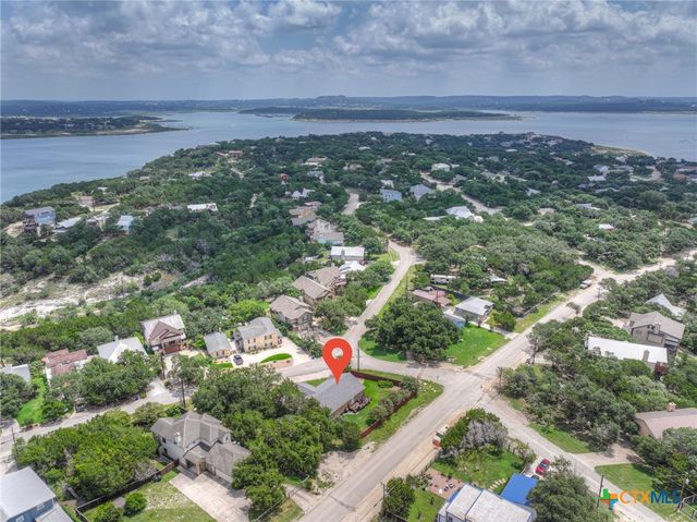 596 Riviera Drive, Canyon Lake, TX 78133