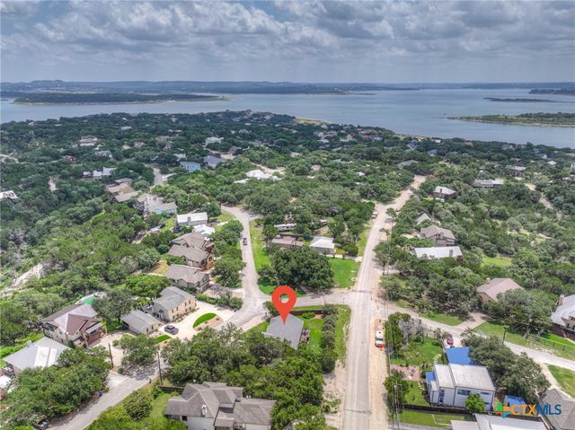596 Riviera Drive, Canyon Lake, TX 78133