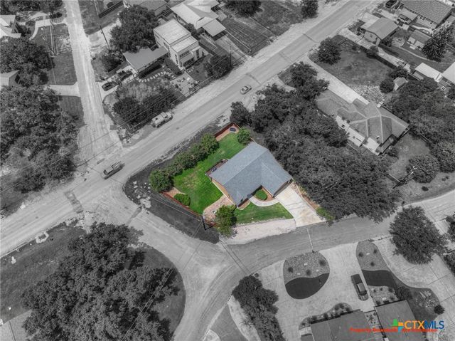 596 Riviera Drive, Canyon Lake, TX 78133