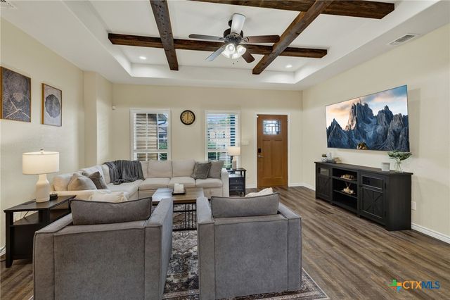 596 Riviera Drive, Canyon Lake, TX 78133