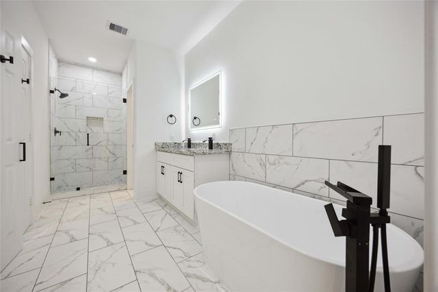 7832 Booker Street A, Houston, TX 77028