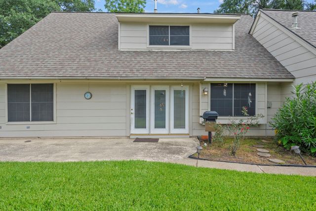 14811 Mystic Bend Dr, Cypress, TX 77429