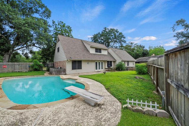 14811 Mystic Bend Dr, Cypress, TX 77429