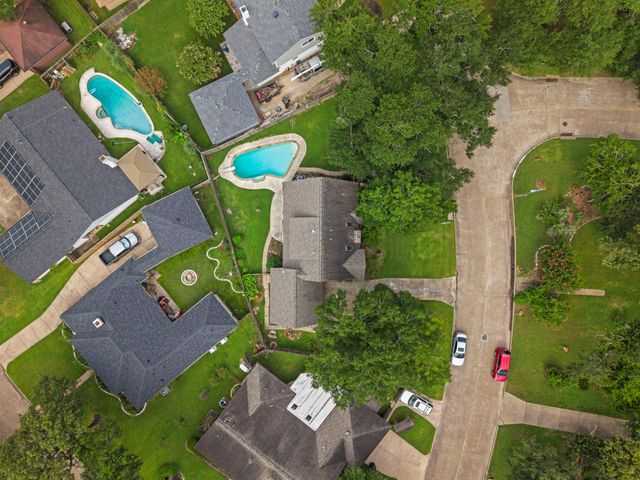 14811 Mystic Bend Dr, Cypress, TX 77429