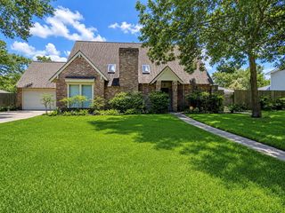 14811 Mystic Bend Dr, Cypress, TX 77429