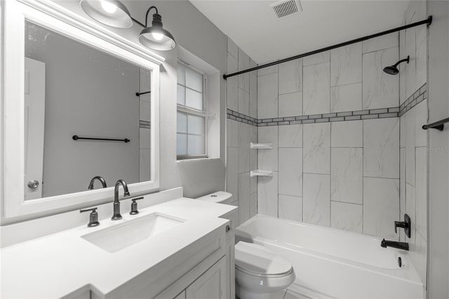 6525 NW 62ND AVENUE, Ocala, FL 34482