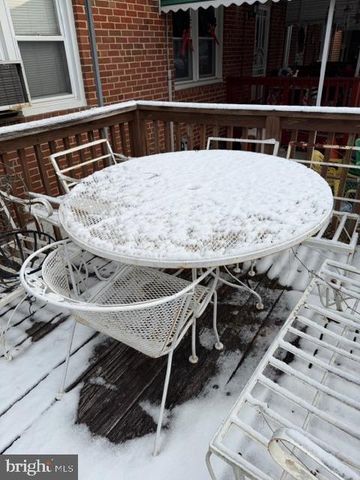 5244 DARIEN RD, Baltimore, MD 21206