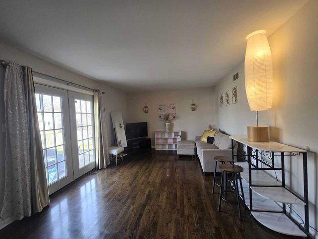 3006 Buttonwood Walk, Hazel Crest, IL 60429