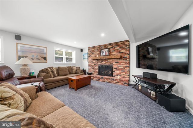 333 CENTRAL DR, Lansdale, PA 19446