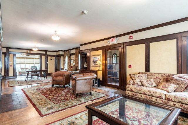 160 Daniel Webster Hwy Apt 319, Nashua, NH 03060