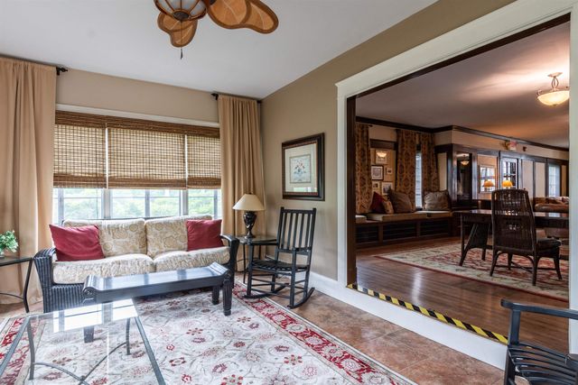 160 Daniel Webster Hwy Apt 319, Nashua, NH 03060