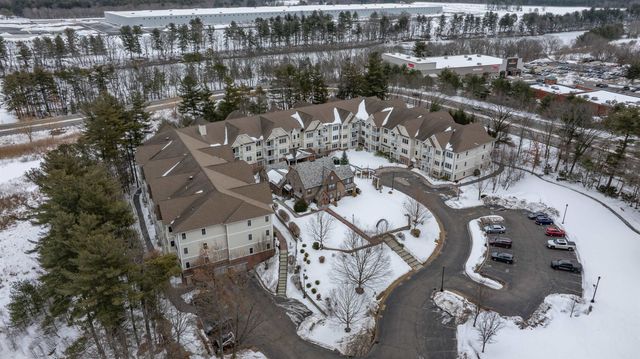 160 Daniel Webster Hwy Apt 319, Nashua, NH 03060