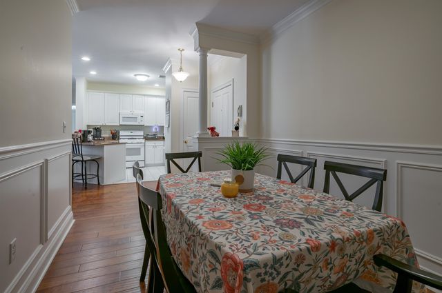 160 Daniel Webster Hwy Apt 319, Nashua, NH 03060