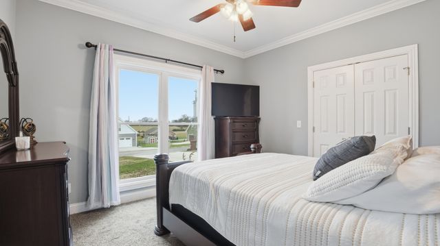 82 Majestic Dr, Decherd, TN 37324