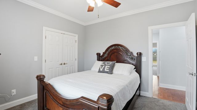 82 Majestic Dr, Decherd, TN 37324