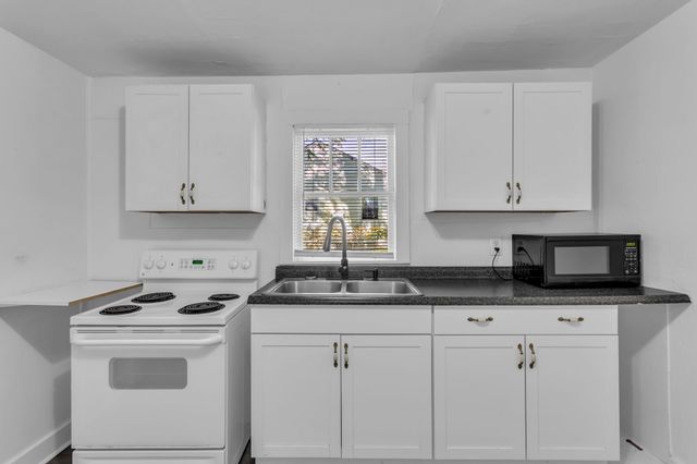 1006 Adair Ave, Columbia, TN 38401