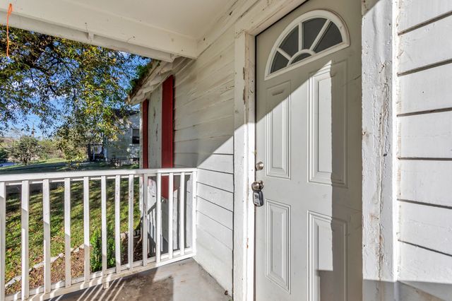 1006 Adair Ave, Columbia, TN 38401