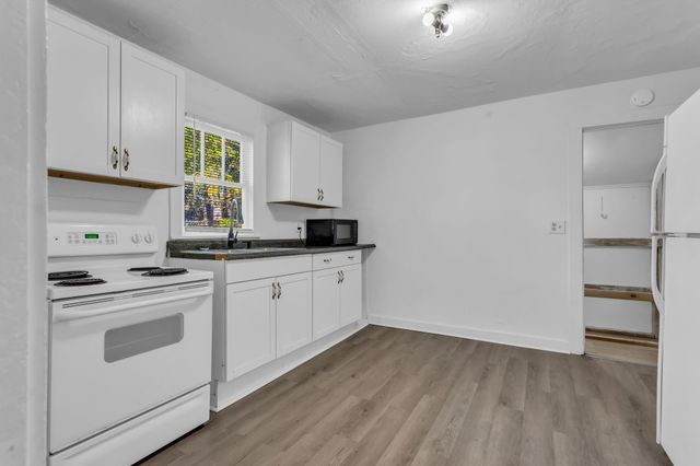 1006 Adair Ave, Columbia, TN 38401