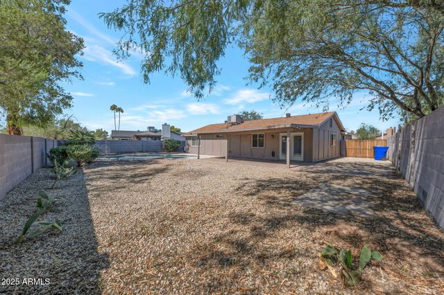 1403 W LOS ARBOLES Place, Chandler, AZ 85224