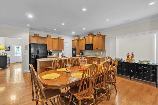 145 Hawks View, Dahlonega, GA 30533