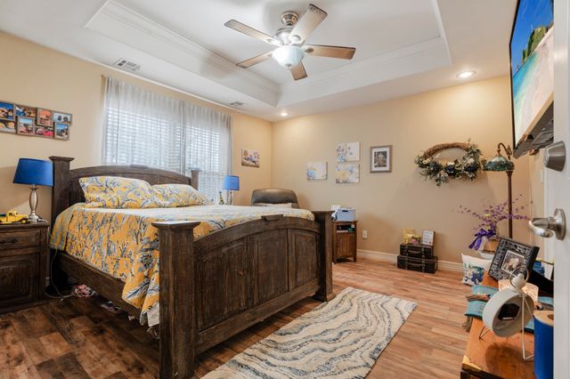 2850 Harber Oaks Loop, Grove, OK 74344