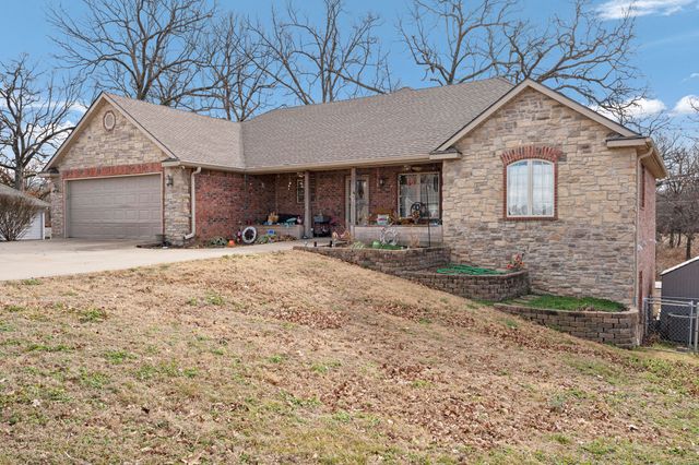 2850 Harber Oaks Loop, Grove, OK 74344