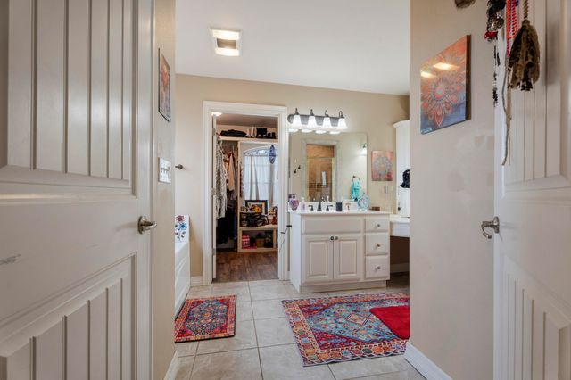 2850 Harber Oaks Loop, Grove, OK 74344