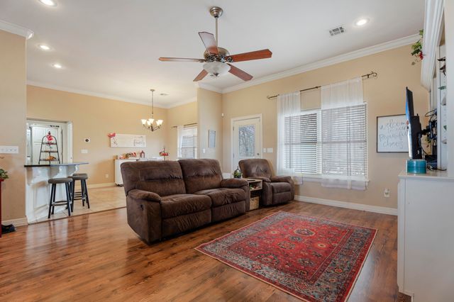 2850 Harber Oaks Loop, Grove, OK 74344