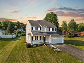 6224 Kenlaren Circle, Cicero, NY 13212
