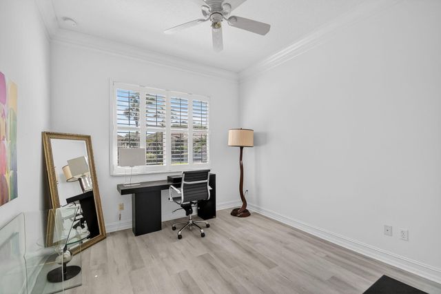 10849 Deer Park Lane, Boynton Beach, FL 33437