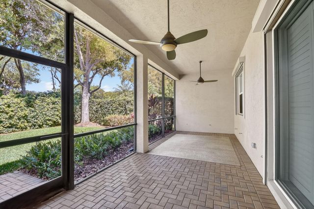 10849 Deer Park Lane, Boynton Beach, FL 33437